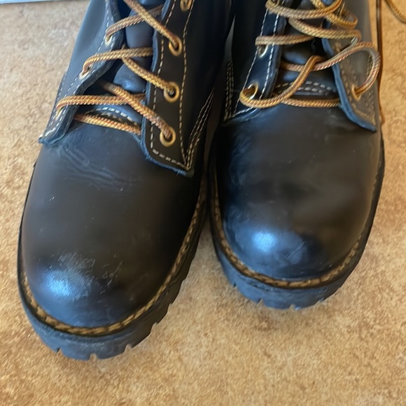 Danner Flashpoint boots - Picture 3 of 5